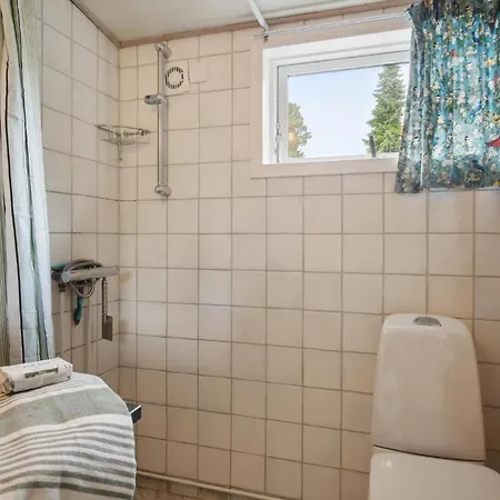 2 Bedroom Beautiful In
