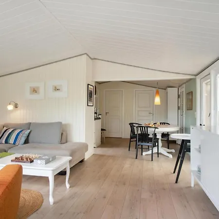 2 Bedroom Beautiful In Slagelse