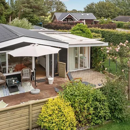 2 Bedroom Beautiful In