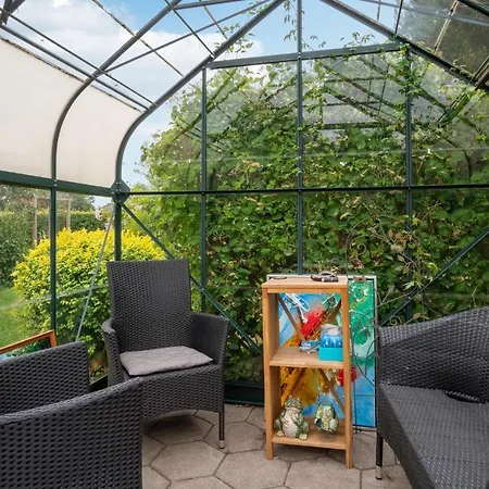 2 Bedroom Beautiful In * סלאגלסה